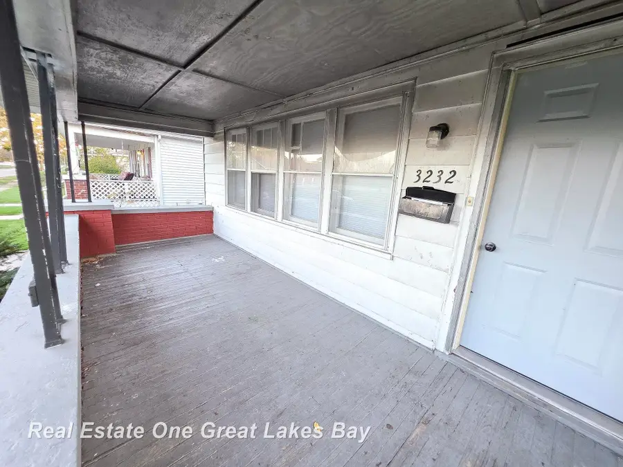 3232 Ruckle, Saginaw, MI 48601 - Image #3