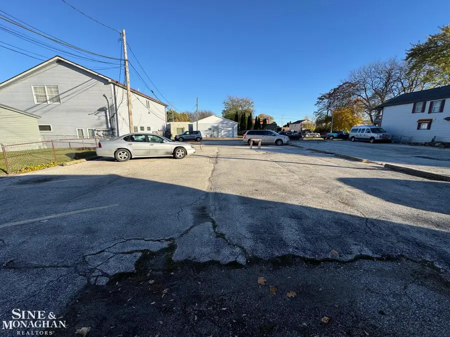 VL Market, Marine City, MI 48039 - Image #3