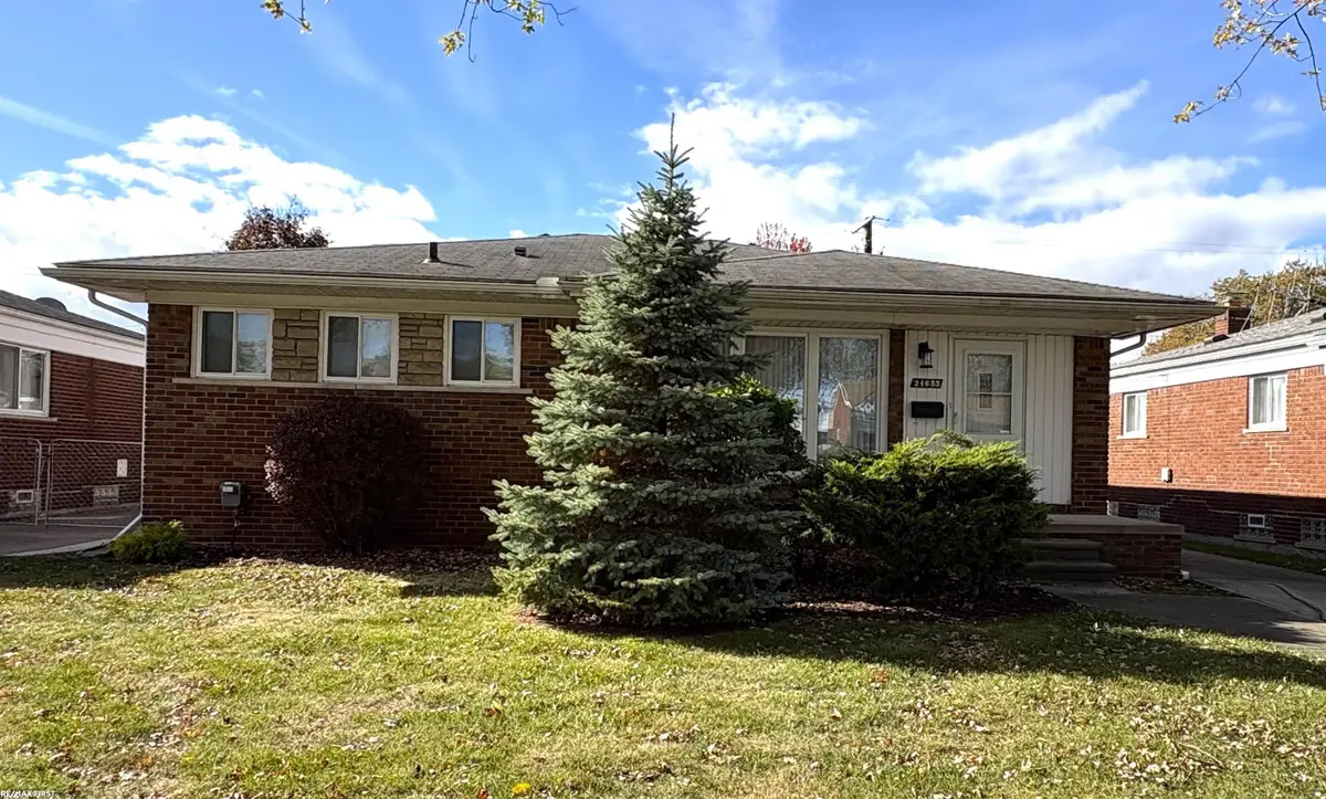 24655 Willowby, Eastpointe, MI 48021 - #1