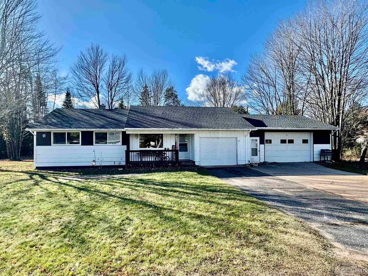 337 W Adams, Gwinn, MI 49841 - Image #1