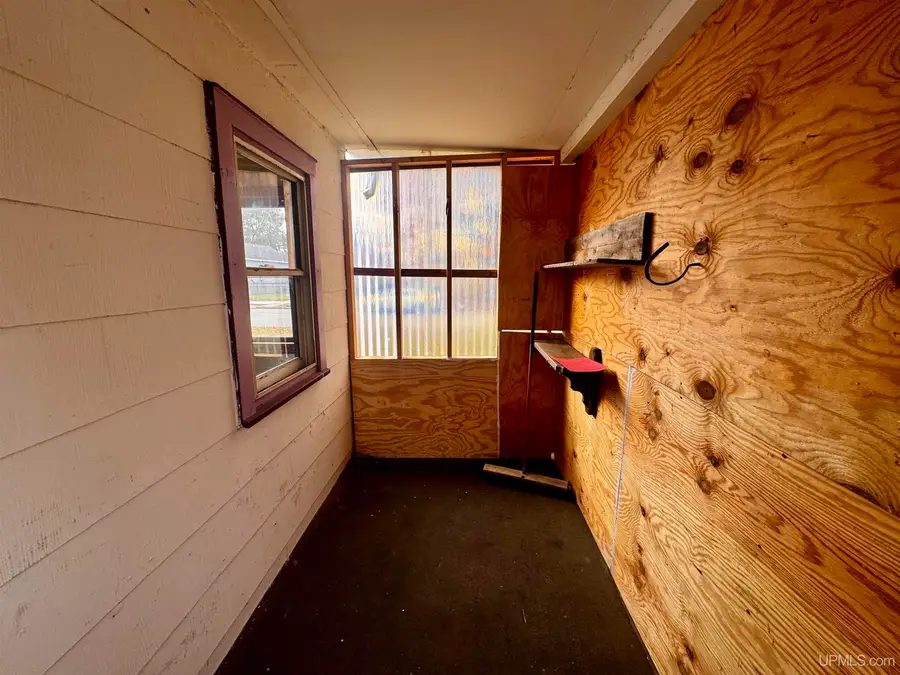 1919 N 5th, Escanaba, MI 49829 - Image #2