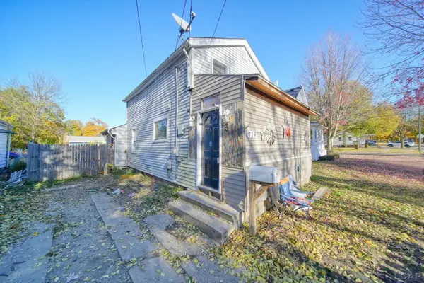 719 E Butler, Adrian, MI 49221