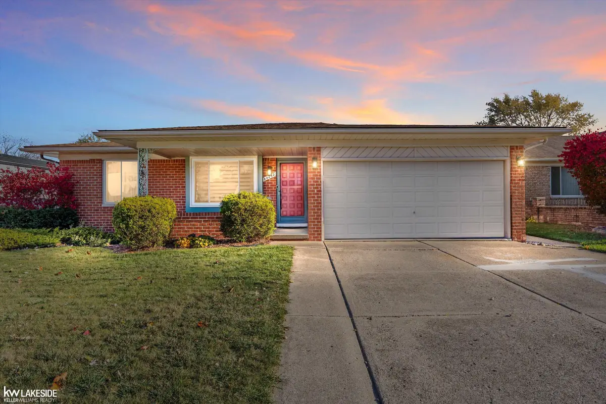 39252 Della Rosa, Sterling Heights, MI 48313 - #1