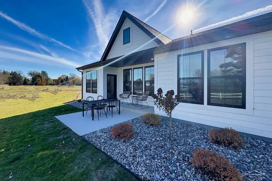 9710 Dice, Thomas, MI 48623 - Image #2