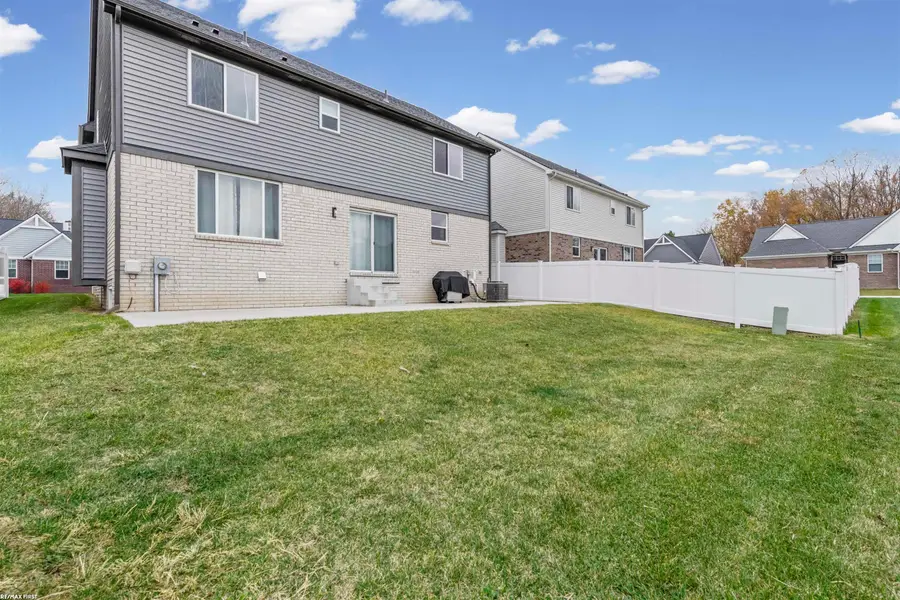 47359 Bayside, Chesterfield Township, MI 48047 - Image #2