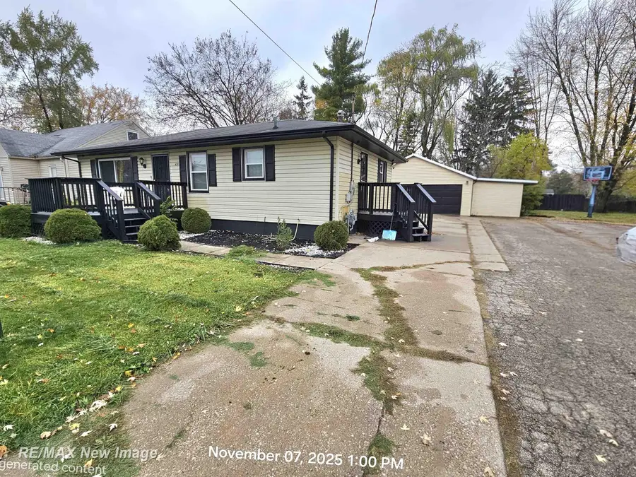 4311 Lamson, Saginaw, MI 48601 - Image #3