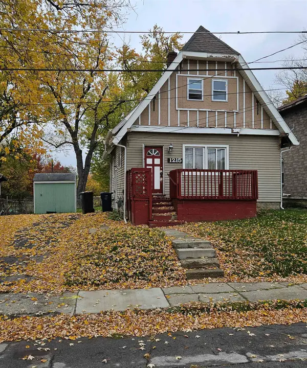 1215 Bennett, Flint, MI 48506