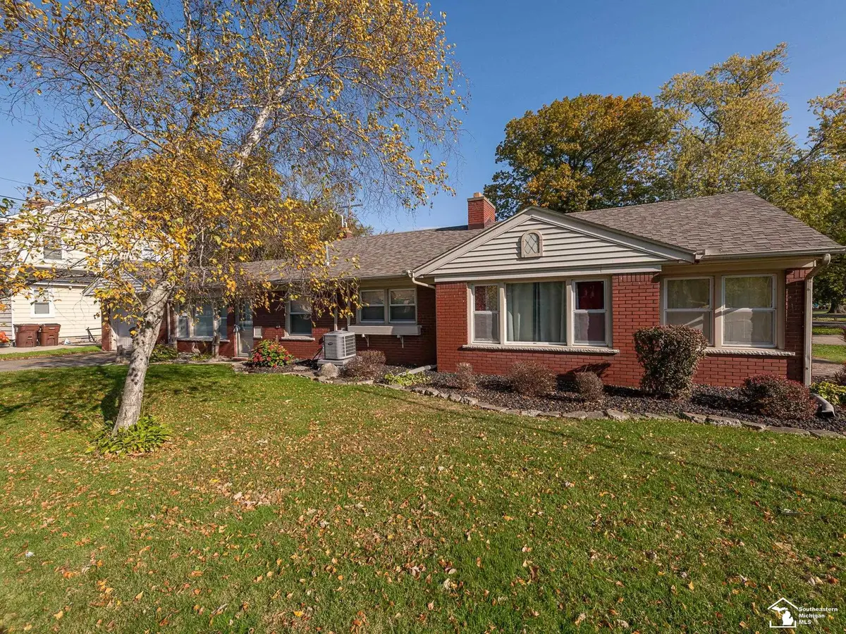 3211 Parkwood, Monroe, MI 48162 - Image #1