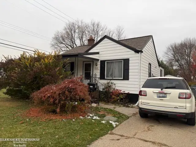 29081 Senator, Roseville, MI 48066 - #1