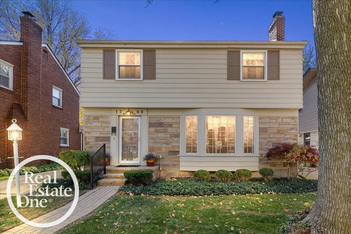 1769 Newcastle, Grosse Pointe Woods, MI 48236 - #1