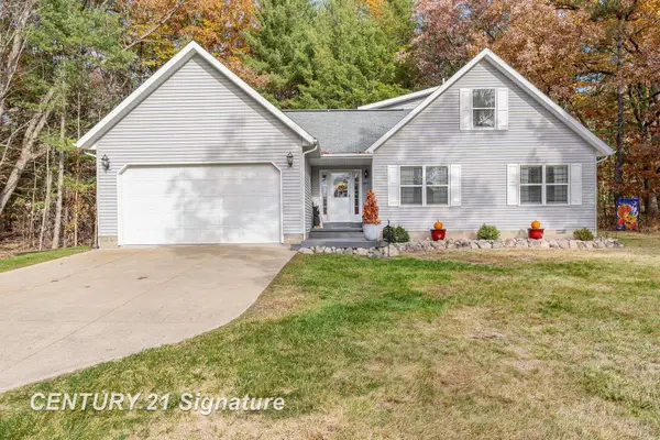 5019 Kings Way, Gladwin, MI 48624