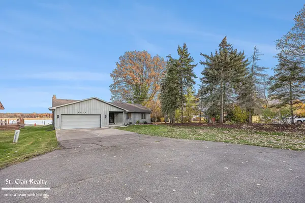 2516 River, Marysville, MI 48040