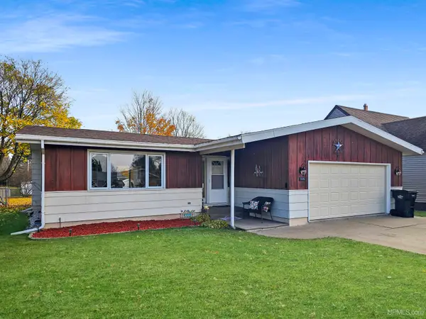 1115 S Lincoln, Escanaba, MI 49829