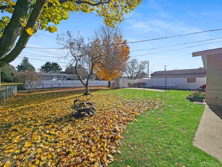 1115 S Lincoln, Escanaba, MI 49829 - Image #3