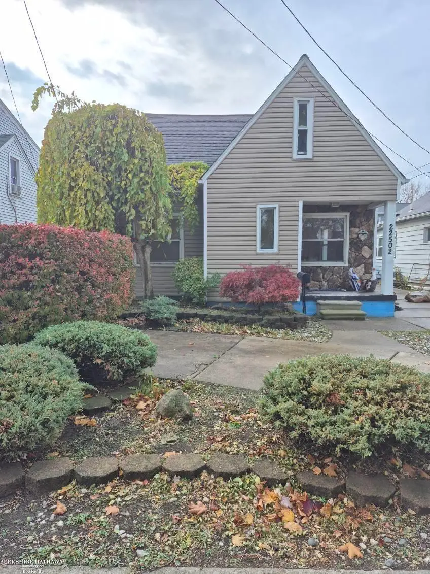 22502 Beach, Saint Clair Shores, MI 48081 - #1