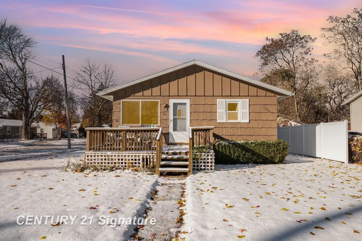 301 Mcewan, Bay City, MI 48708 - Image #1