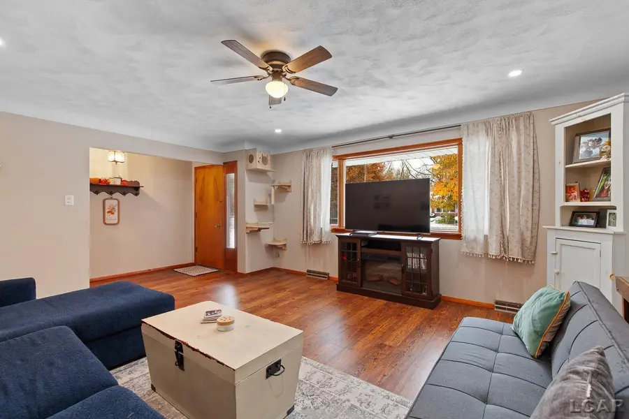 108 River, Blissfield, MI 49228 - Image #3