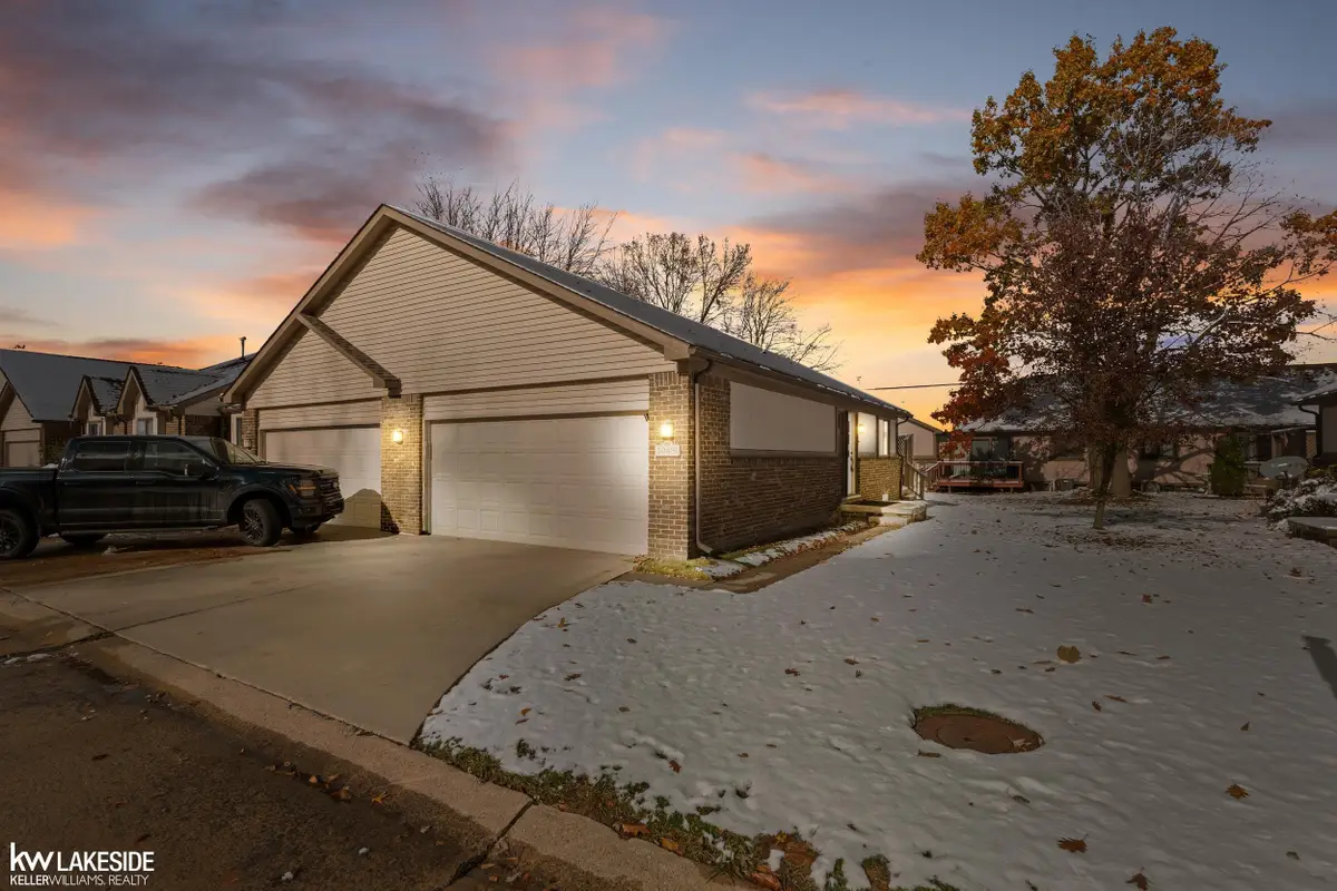 20481 Longwood, Clinton Township, MI 48038 - #1