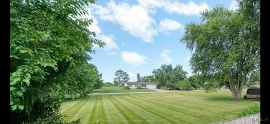 34 Skylark, Jackson, MI 49201 - #3