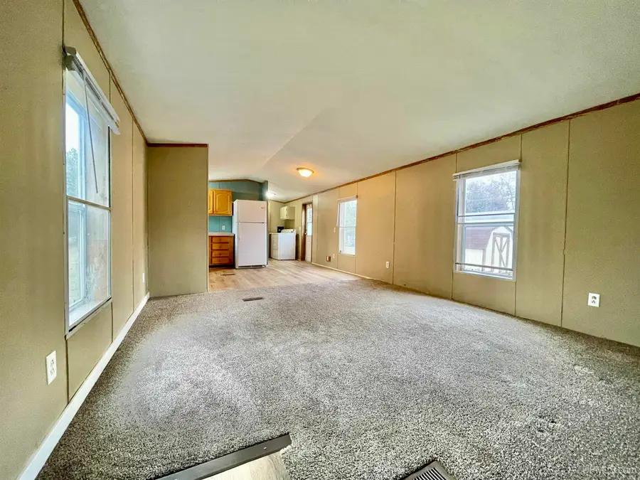 8467 P.5, Gladstone, MI 49837 - Image #2