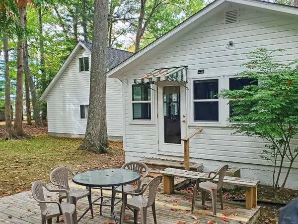 108 Warren, East Tawas, MI 48730