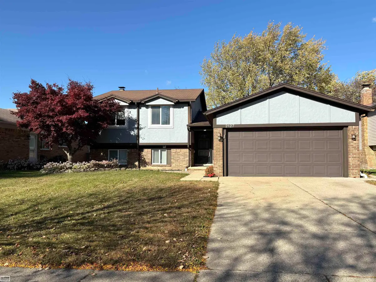 2127 Hopkins Dr, Sterling Heights, MI 48310 - #1