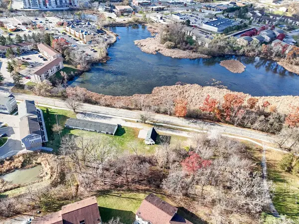 660 Flint, Brighton, MI 48116