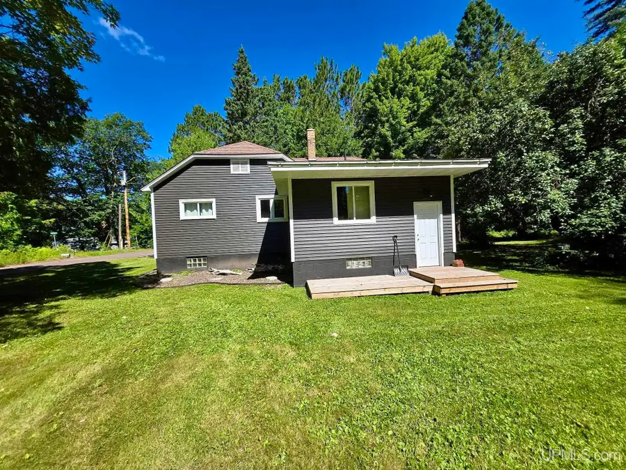 N10210 Olson, Ironwood, MI 49938 - Image #2