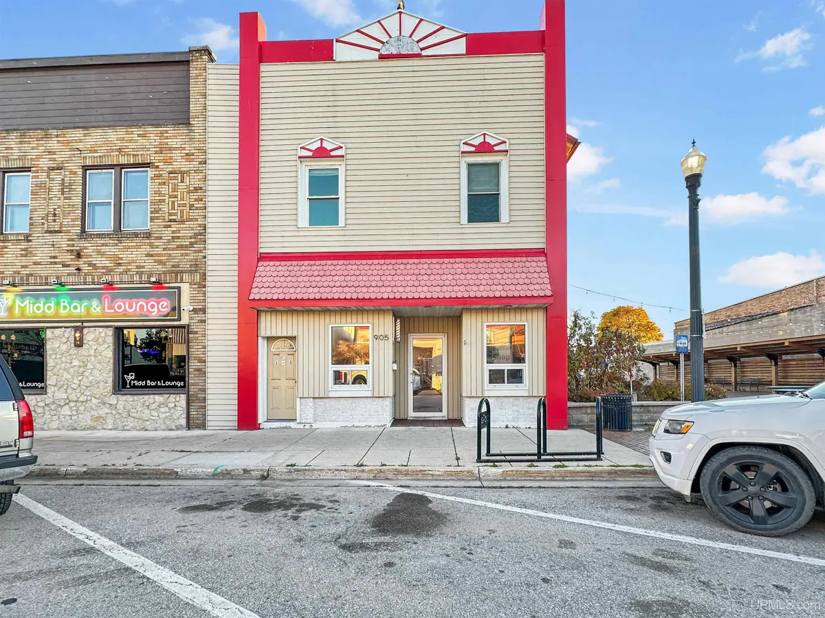 905 Delta, Gladstone, MI 49837 - #1