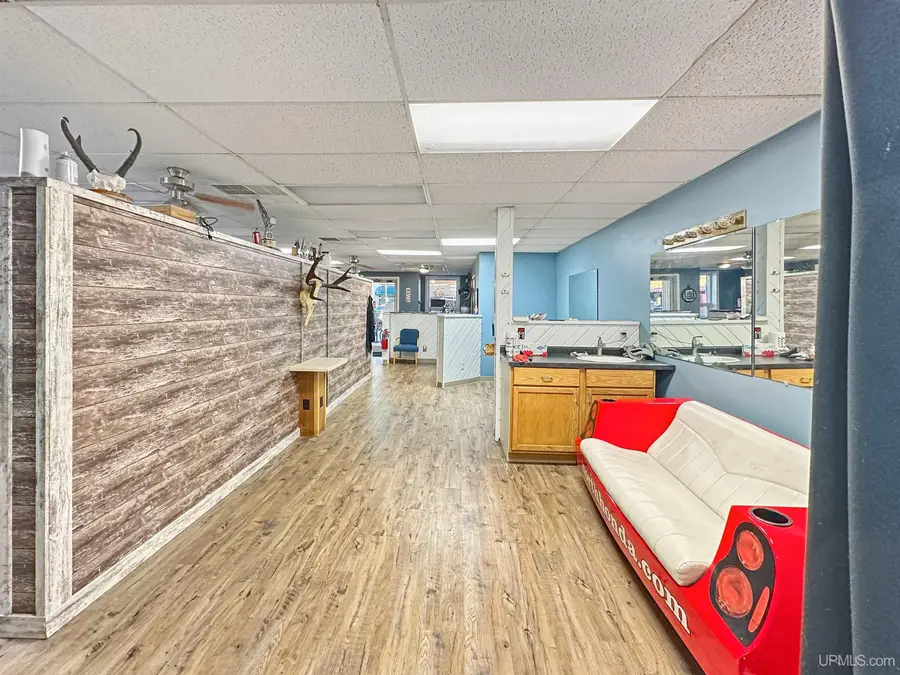 905 Delta, Gladstone, MI 49837 - #3