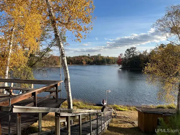 2143 Regina, Florence T-WI, WI 54121