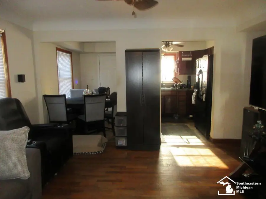 1851 Erie, Monroe, MI 48161 - #3