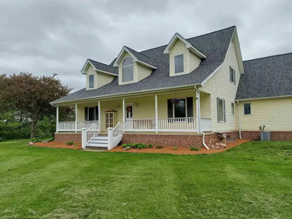 18450 Pratt, Armada, MI 48005