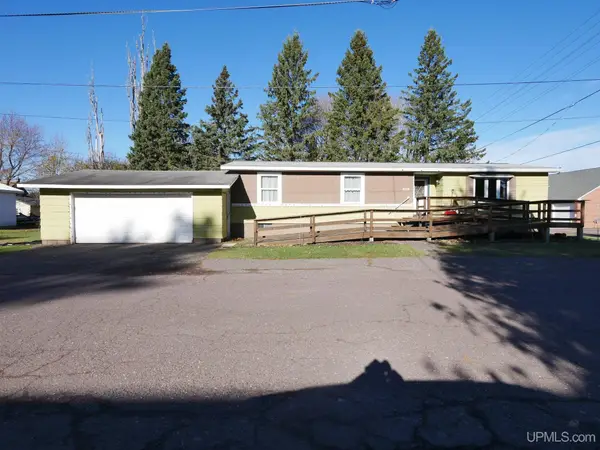 19990 Henry, Houghton, MI 49931