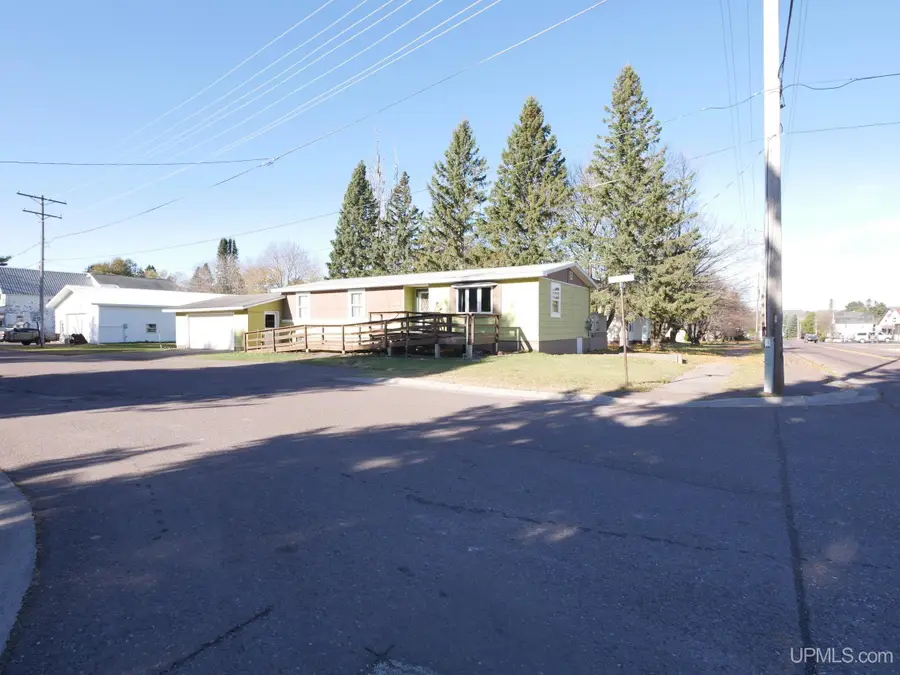 19990 Henry, Houghton, MI 49931 - Image #2