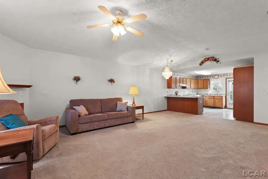 901 Carriage, Tecumseh, MI 49286 - Image #3