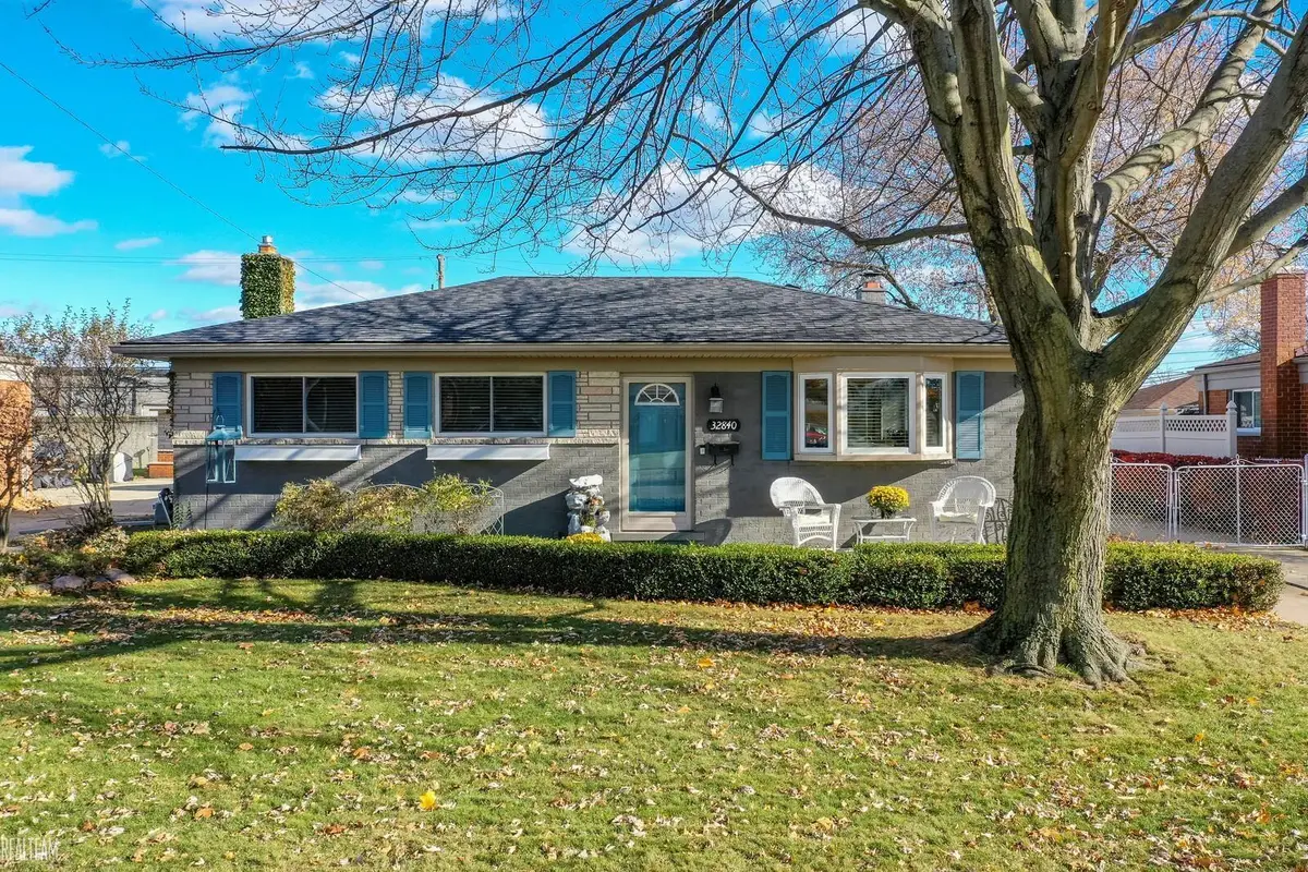 32840 Eiffel, Warren, MI 48088 - #1