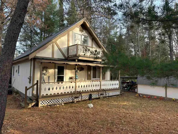 2832 Creekview, Grayling, MI 49738