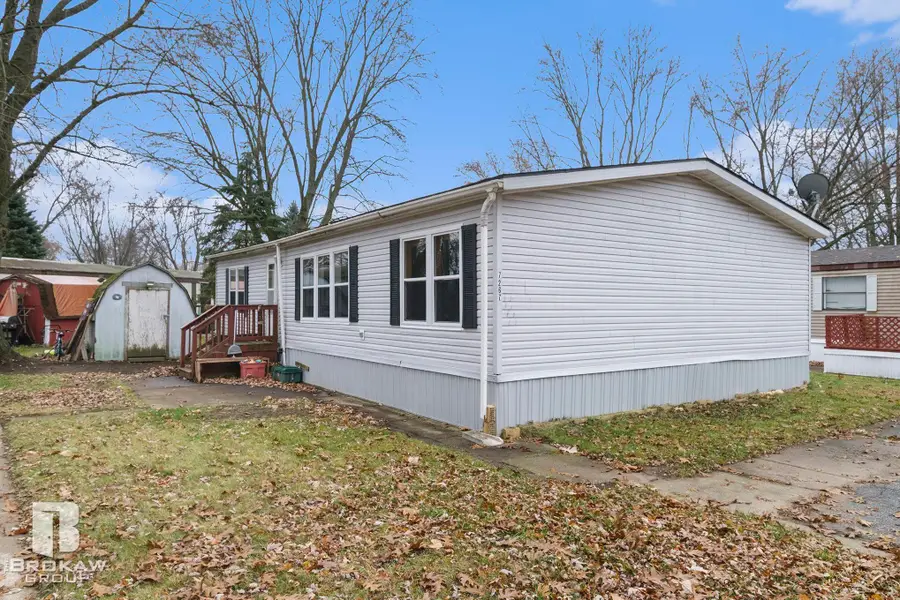 7267 109th, Flushing, MI 48433 - #3