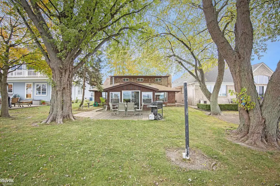 8014 Anchor Bay Dr, Clay, MI 48001 - #3