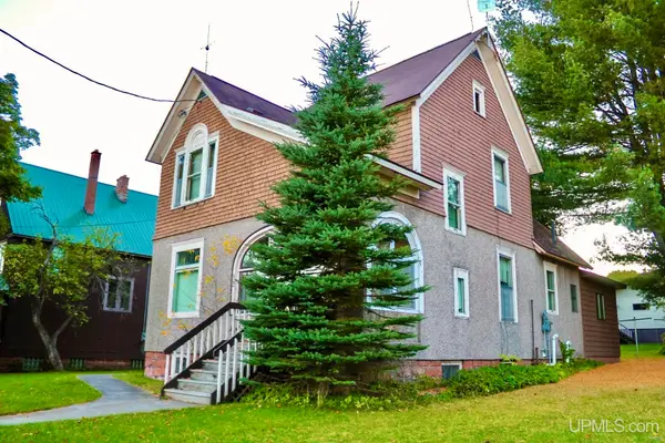 902 Calumet, Lake Linden, MI 49945