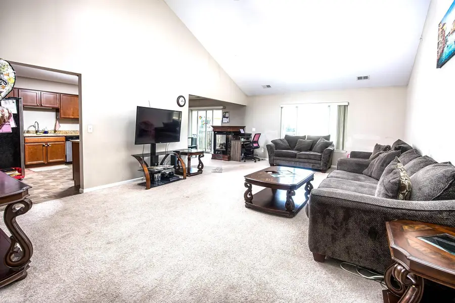 14225 Shadywood, Sterling Heights, MI 48312 - Image #3