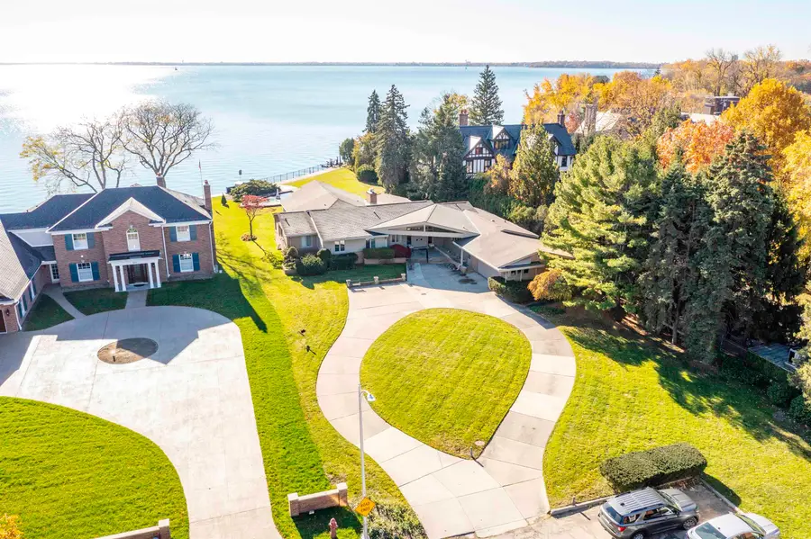 801 Park, Grosse Pointe Park, MI 48230 - Image #3