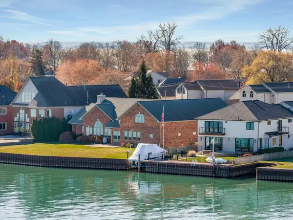 37580 Lakeshore, Harrison Twp, MI 48045