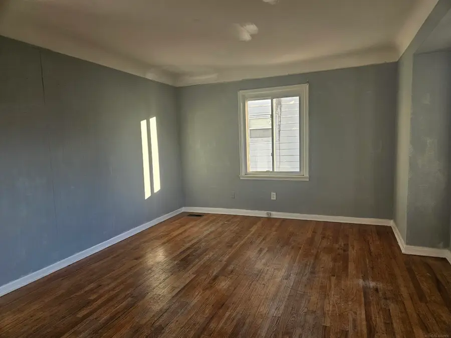 25672 Wiseman, Roseville, MI 48066 - #3