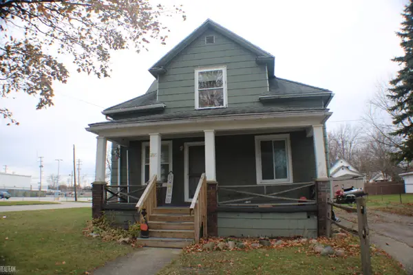 1819 Niagra, Saginaw, MI 48602