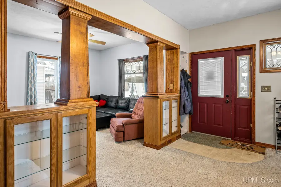 1415 N 16th, Escanaba, MI 49829 - Image #3