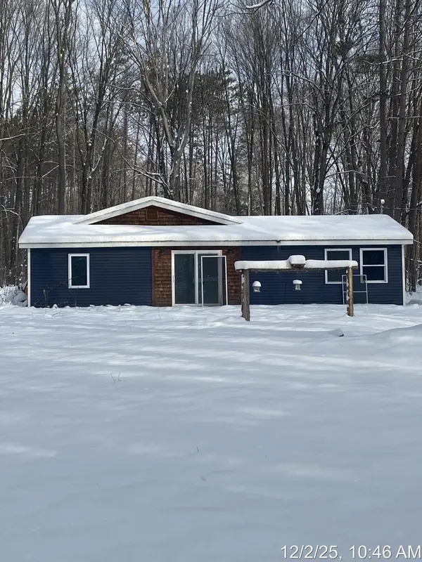 1173 E Lake, Kalkaska, MI 49646