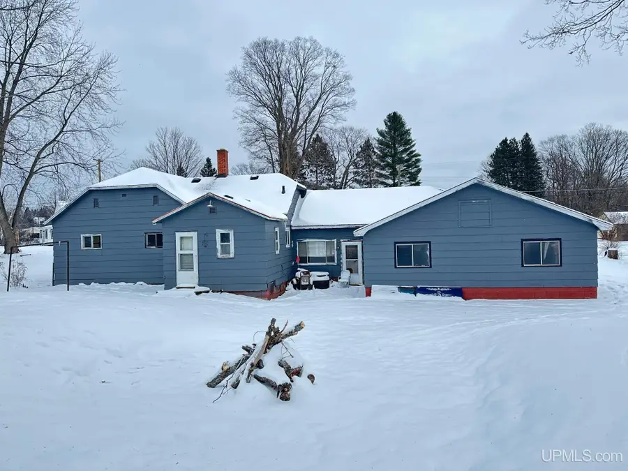 106 Bates, Crystal Falls, MI 49920 - Image #2