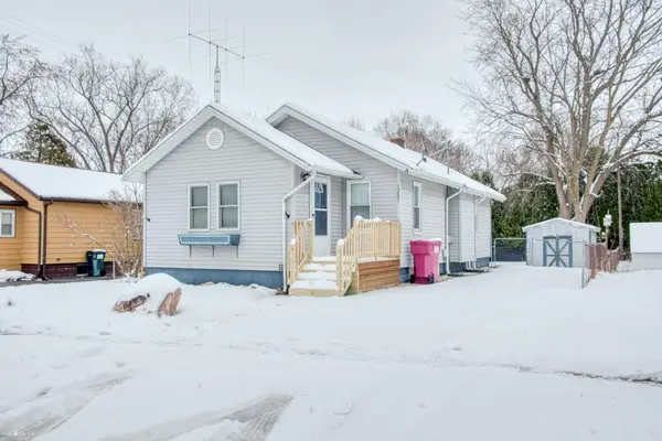 1207 Broadway, Owosso, MI 48867